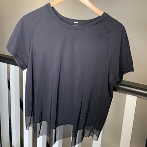 Lululemon T-Shirt